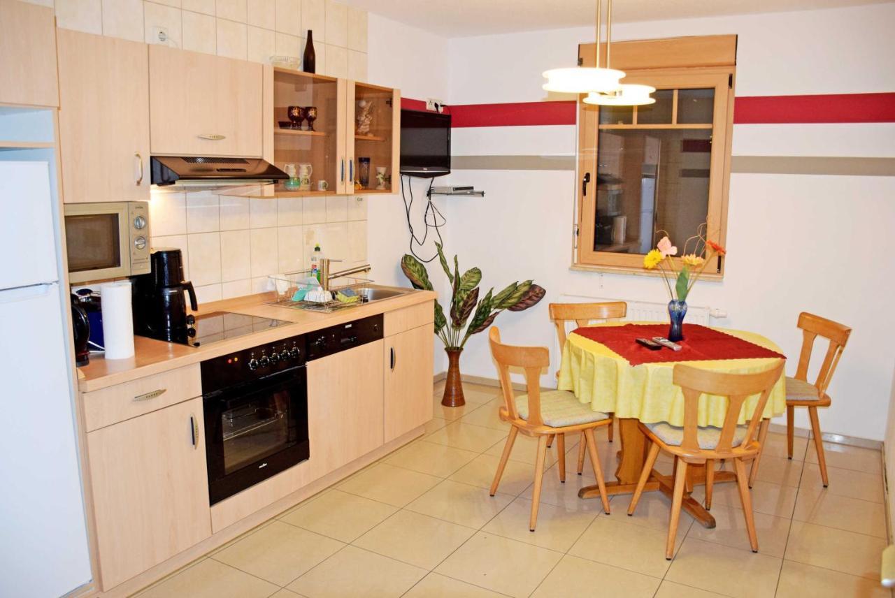 Ferienwohnung/ Ferienzimmer Asche 애세르슬레벤 외부 사진